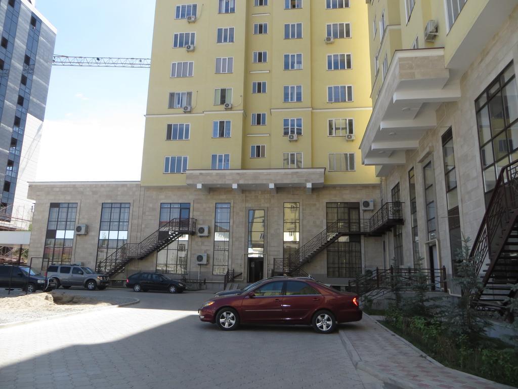 Maximus Apartament Bishkek Exterior photo
